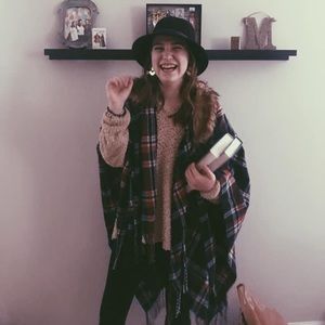 Francesca’s Flannel Poncho